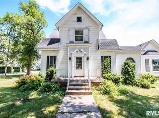 308 W Walnut St, Varna, IL 61375