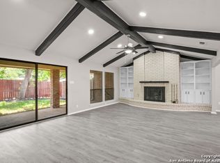 5834 Winding Ridge Dr, Windcrest, TX 78239