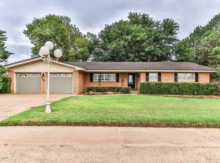 1104 Arnett St, Ropesville, TX 79358