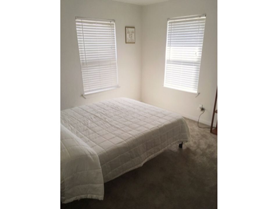 1st image of 143EBBTID E St