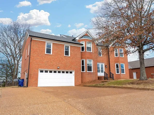 537 Chickasaw Trl, Goodlettsville, TN 37072