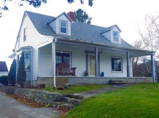 232 Park St, Pulaski, WI 54162