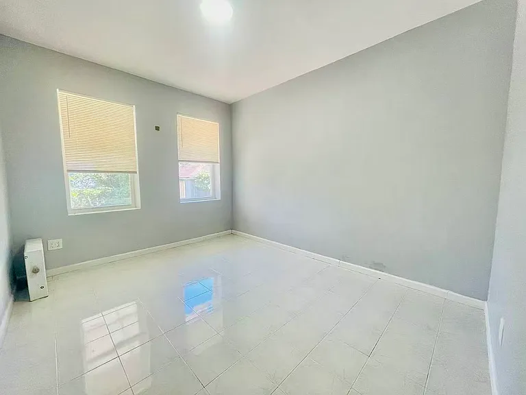 71 Van Sicklen St #2 — Photo 2