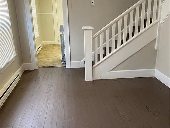 4th image of 1241 Shepard St