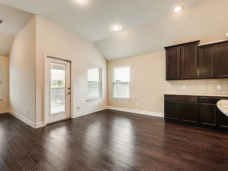 2668 Yacht Club Dr — Photo 10