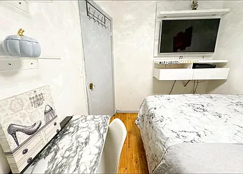 Rented by Sally Raia LLC