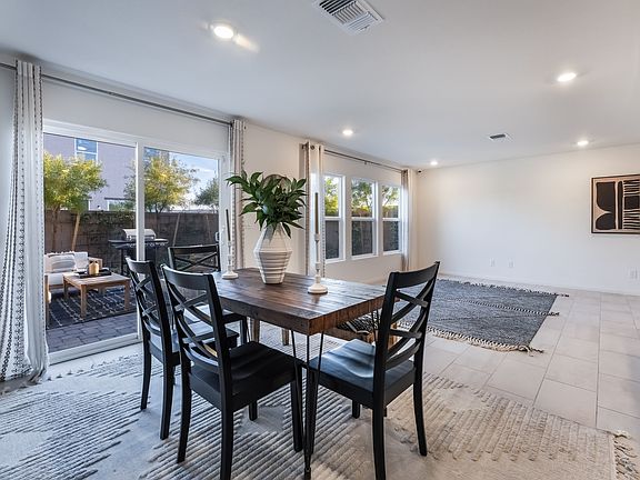 5th image of 4327 W Gary Ave