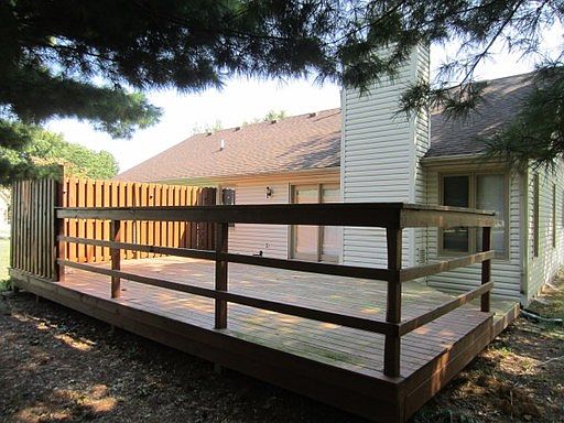 4th image of 6348 Latona Ct