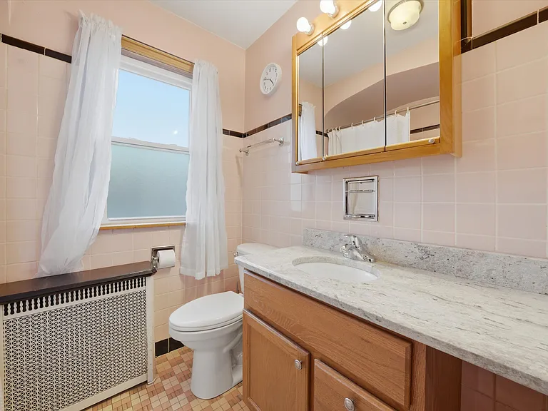 7058 S Fairfield Ave #2 — Photo 12