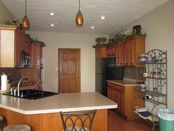 5th image of 10211 E Katie Ln
