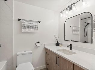 40 Gorge Rd W #328, Saanich, BC V9A1L8