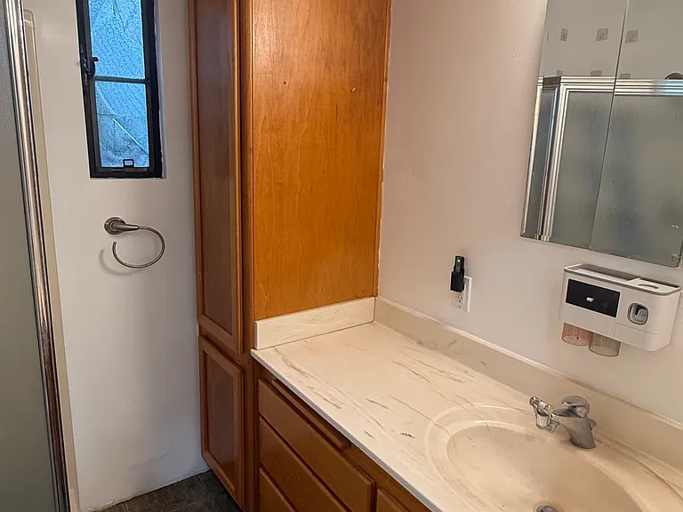 10257 Olive St — Photo 28