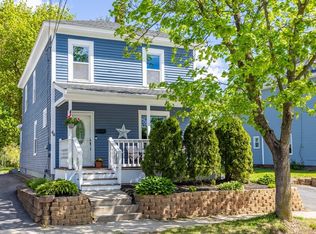 44 Auburn St, Clinton, MA 01510