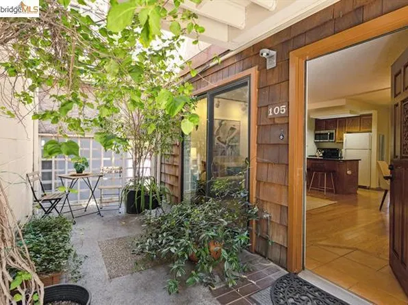 70 Yosemite Ave, Oakland, CA 94611