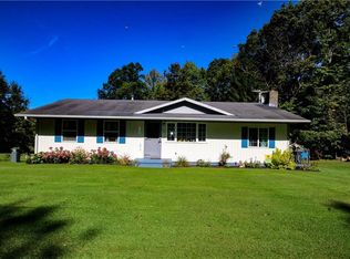 624 Sandberg Rd, Frewsburg, NY 14738