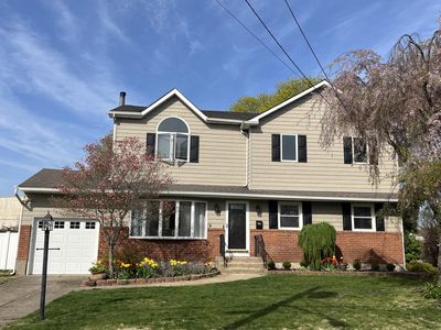 39 Rosella Court, West Babylon, NY, 11704