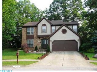 1435 Giles Ct, Columbus, OH 43228