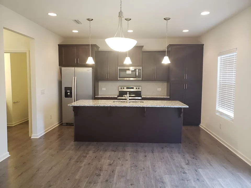 3465 Vickrey Meadow Dr