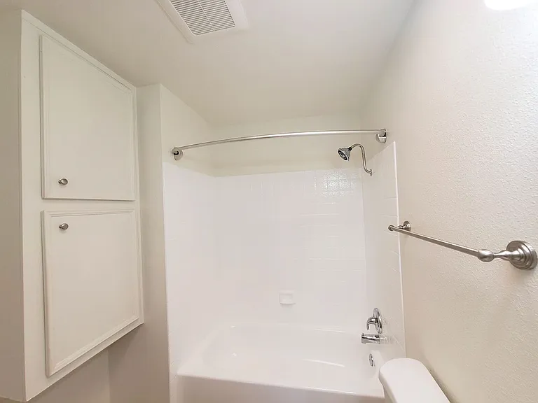 5614 Lauretta St — Photo 11