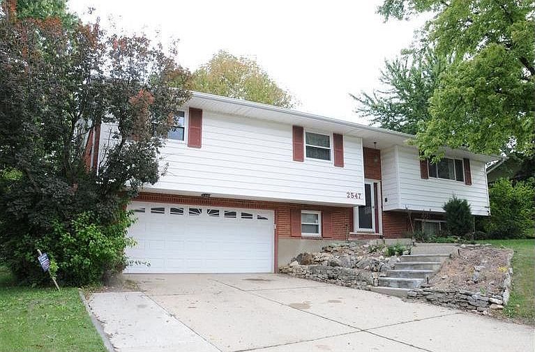 1st image of 2547 Loris Dr