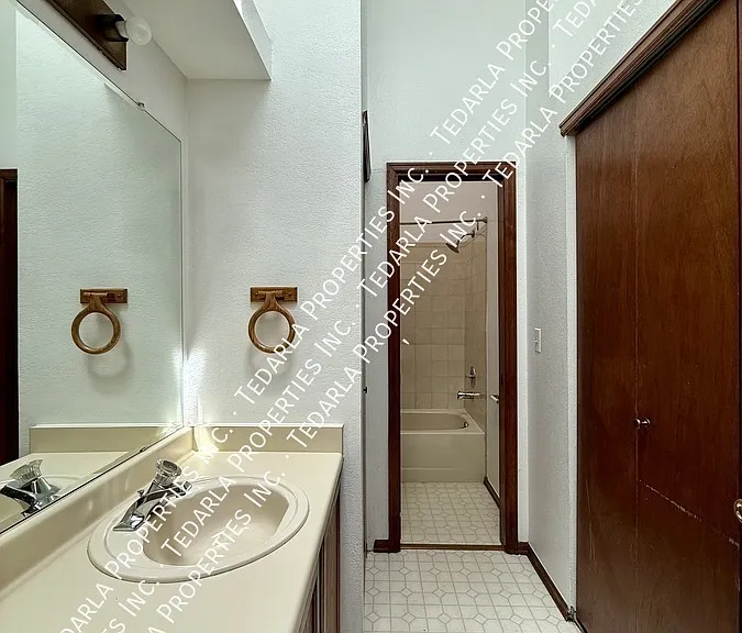 339 W Jamison Cir #12 — Photo 14