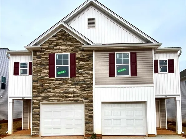 227 Samuel St, Pendleton, SC 29670