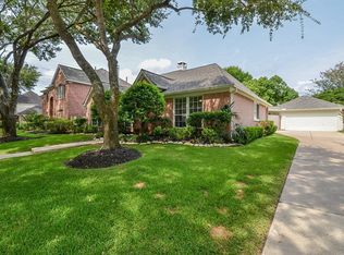 1214 Whisper Trace Ln, Sugar Land, TX 77479