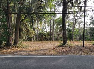 896 Broad River Dr, Beaufort, SC 29906