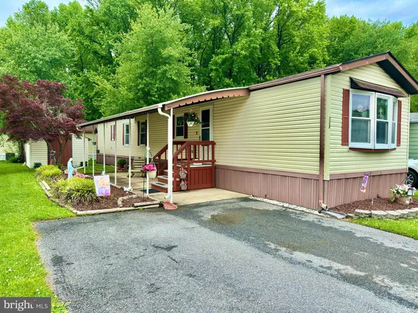 714 Gregwood Ct, Dundalk, MD 21222