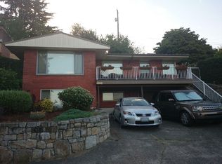 3202 11th Ave W, Seattle, WA 98119