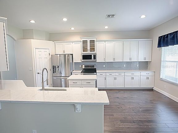 5th image of 7246 Winding Lake Cir