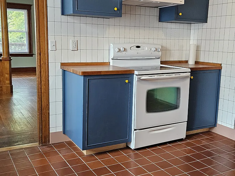 123 Snow St #2 — Photo 5