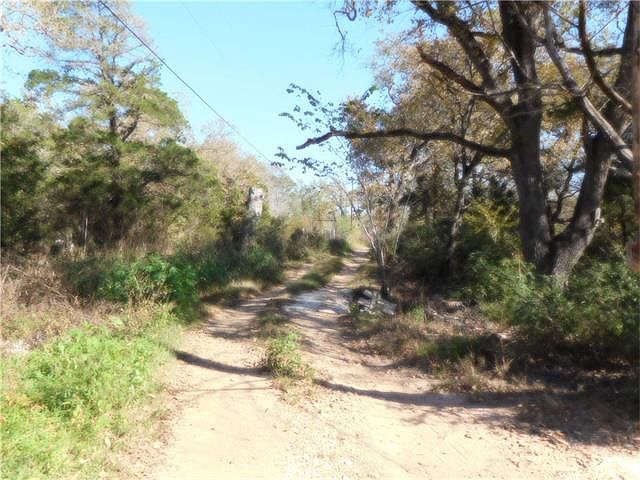 1st image of 229 Arrowhead Dr