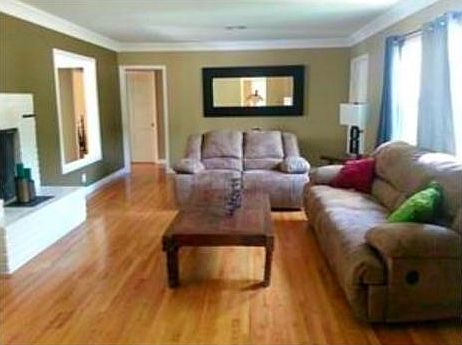 4th image of 3340 Paloma St