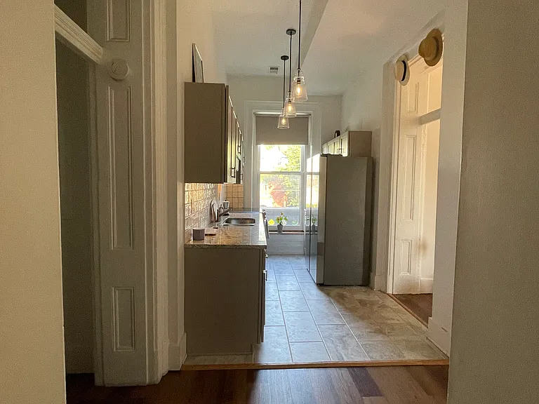 1135 S 1st St #5 — Photo 5