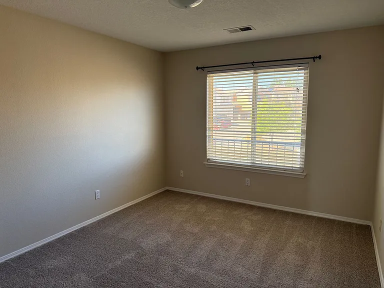 6202 Sierra Nevada Cir NW — Photo 18