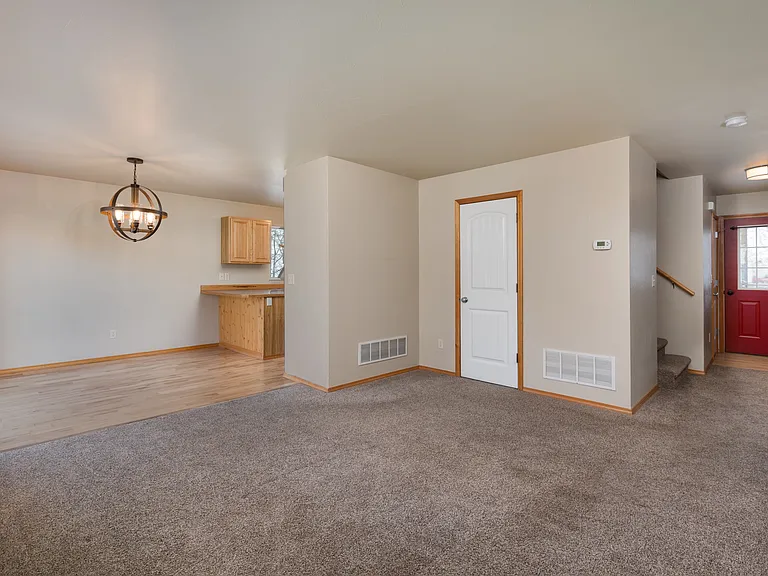 157 E Magnolia Dr — Photo 7