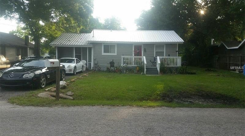 1st image of 10003 Connecticut St