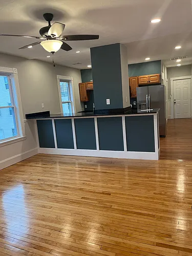 120 Belmont St #3 Photo 1