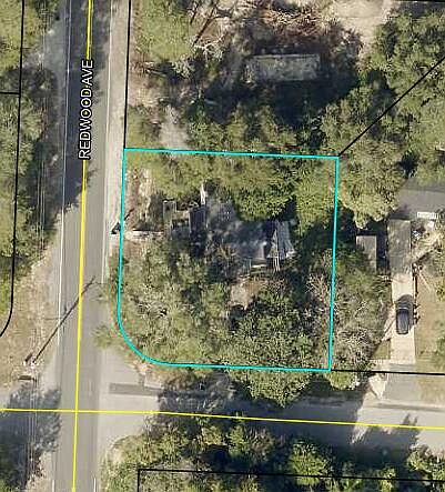 1st image of 321 Redwood Ave