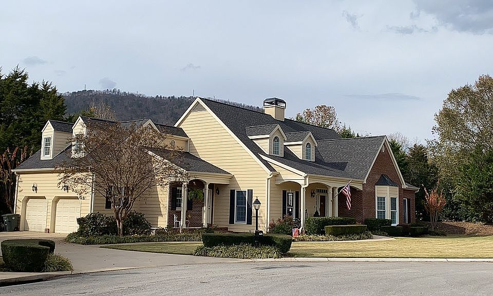 1st image of 625 Peregrine Pl
