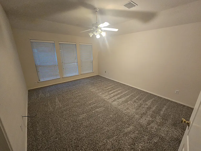 8405 Luzerne Dr — Photo 5
