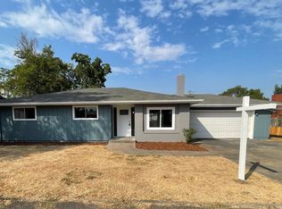129 W Cedar Dr, Lebanon, OR 97355