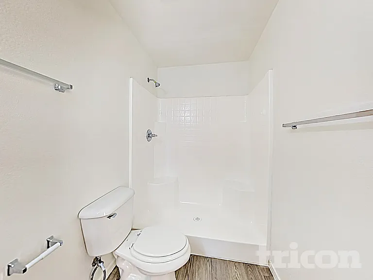 5013 S 24th Ave — Photo 10