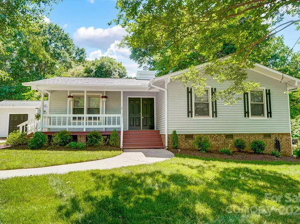 6510 Patchwork Cir, Charlotte, NC 28270