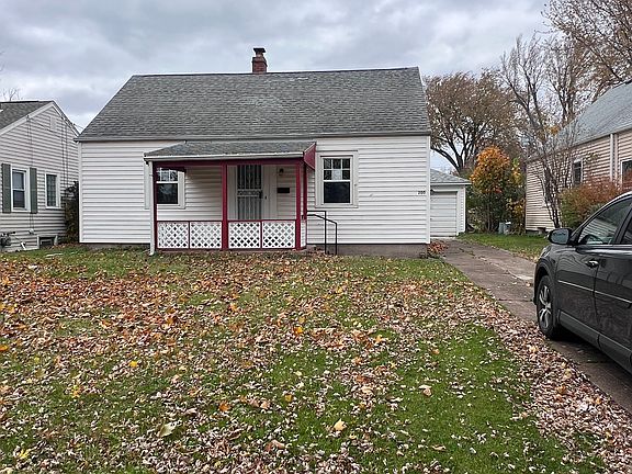 3rd image of 200 Cleveland Dr #1