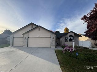 3611 E Florence Dr, Meridian, ID 83642