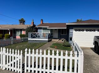 1419 Flores Dr, Pacifica, CA 94044