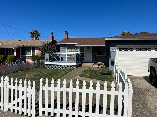 1419 Flores Dr, Pacifica, CA 94044