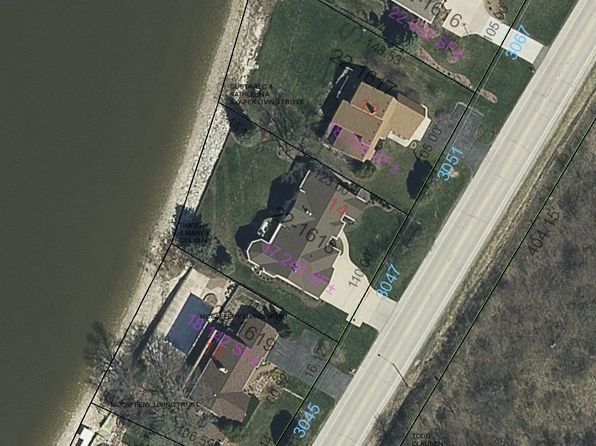 3047 Nicolet Dr, Green Bay, WI 54311